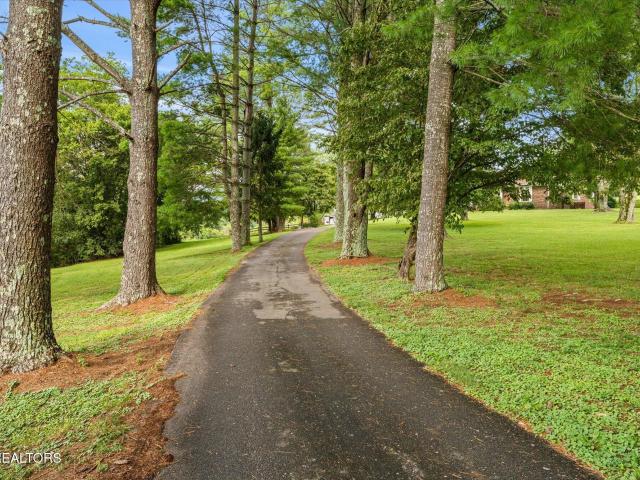 128 Chinquapin Lane