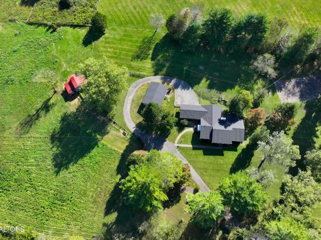 128 Chinquapin Lane