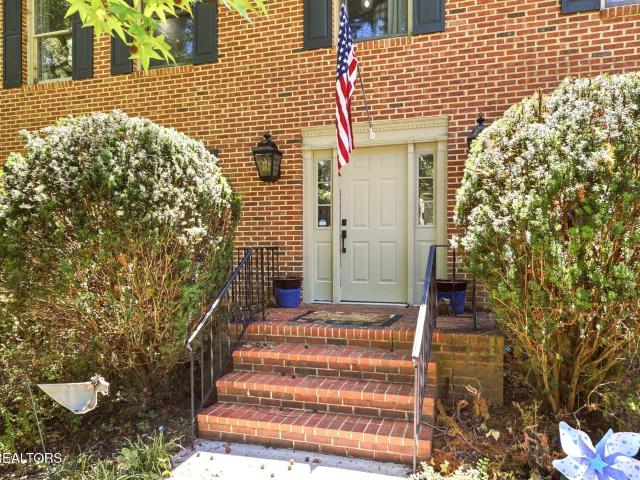 128 Claremont Rd