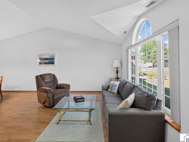128 Gull Path