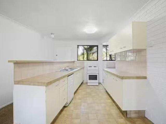 1/28 Duet Drive, Mermaid Waters, QLD 4218