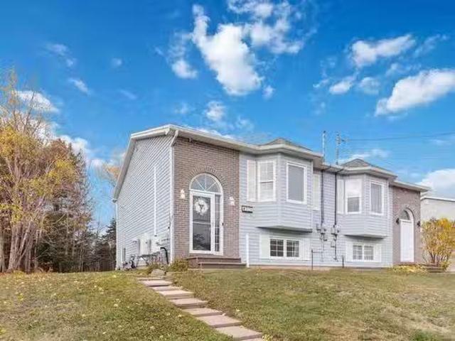 128 Hemlock Drive, Elmsdale, NS, B2S 1B8 house for sale Lis.
