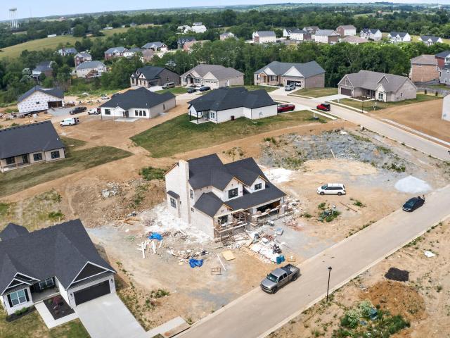 128 Ivy Creek Drive