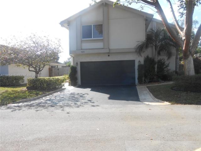128 Laurel Rd, Hollywood, FL 33021 | MLS #A11966