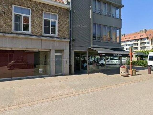 128 m2 apartment for rent in Veurne