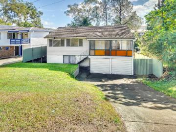 128 Mount Gravatt Capalaba Rd, Upper Mount Gravatt QLD 4122 House For Rent | Domain