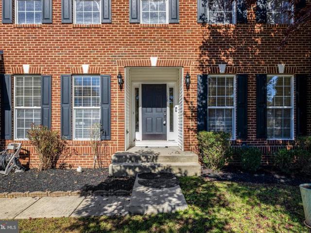 128 Max Court SE