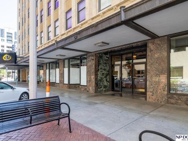 128 N 13th St Apt 806, Lincoln, NE 68508