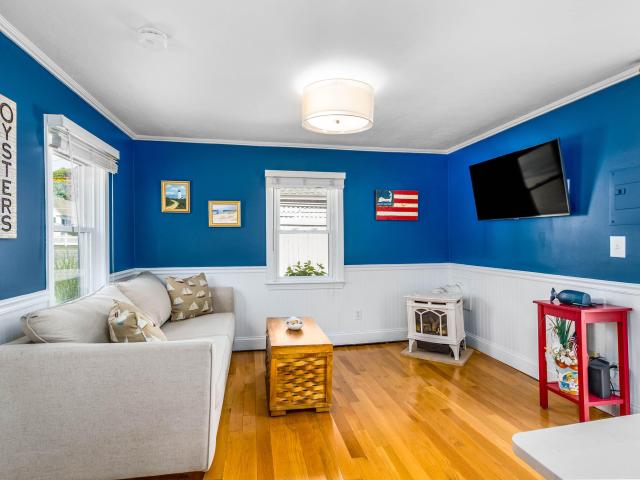 128 Sea Street UNIT 2