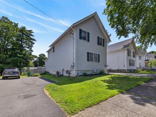 128 Stafford Street