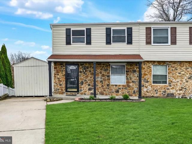 128 Ravenswood Court