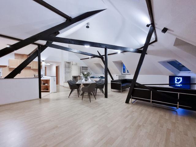 128m² attic apartment with 8 beds + balcony in Krefeld, Krefeld Amsterdam Apartments for Rent