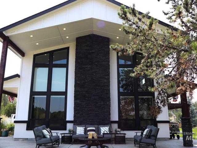 12941 Spring Valley