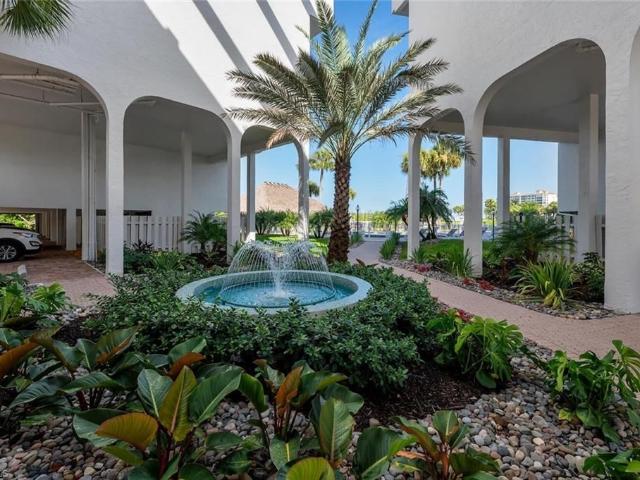 12945 Vanderbilt Dr Unit 304, Naples, US, FL