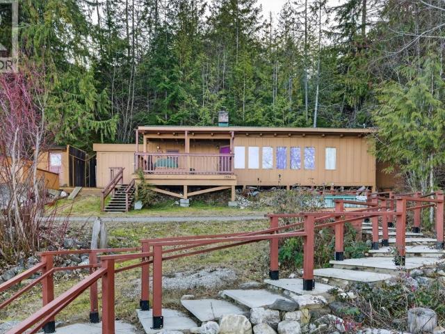 1294 Green Road