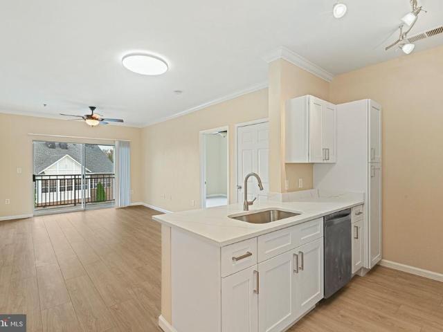 12954 Centre Park Circle # 304