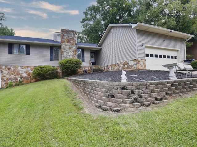 1295 Winter Place