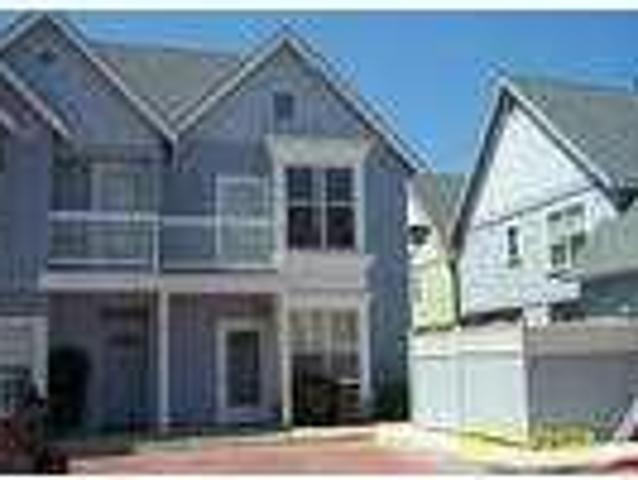 $1295 / 2br 524 Adina