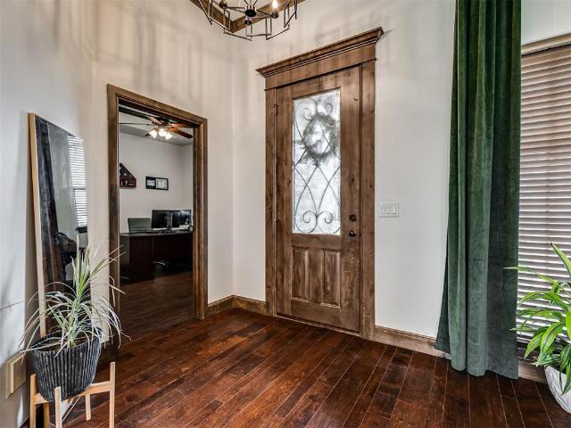 1296 Meadow View Drive