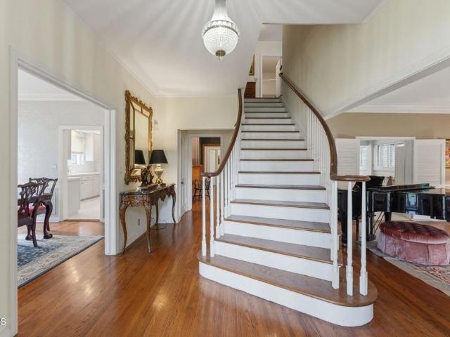 1296 Roanoke Road