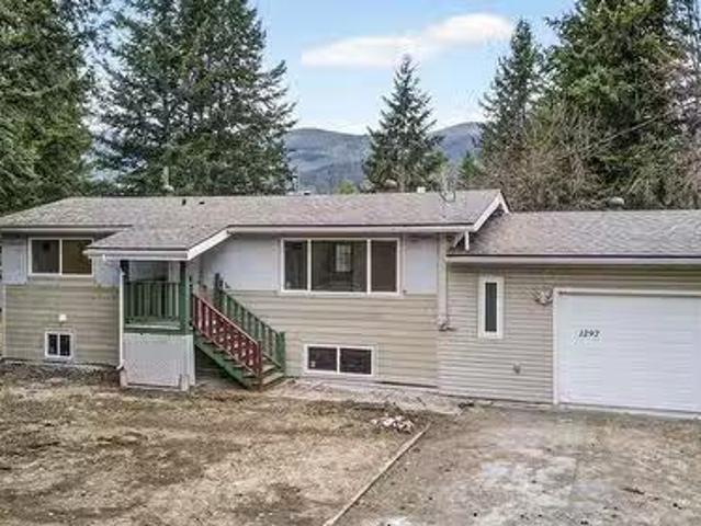 1297 Thompson Drive, Clearwater, BC, V0E 1N2 house for sale.