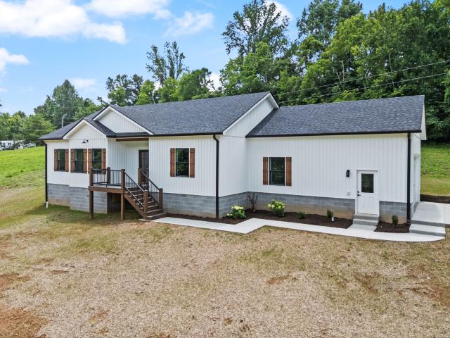 1299 Freeman Loop