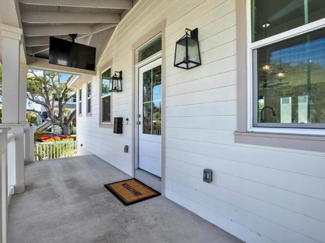1299 5th St S, St. Petersburg, FL 33701 | MLS #TB8473