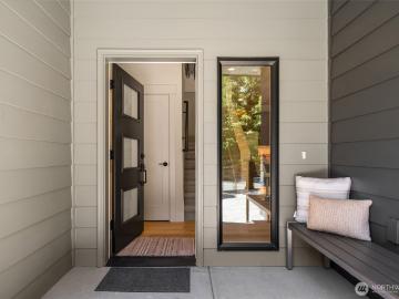 12908 NE 70th Place