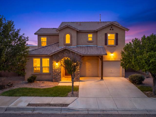 1290 La Fonda Street