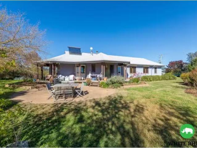 1291 Old Cooma Road, Googong House for rent Listed by Rentals.
