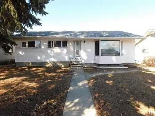 12924 135A Avenue, Edmonton, AB, T5L 3Z7 house for sale Lis.