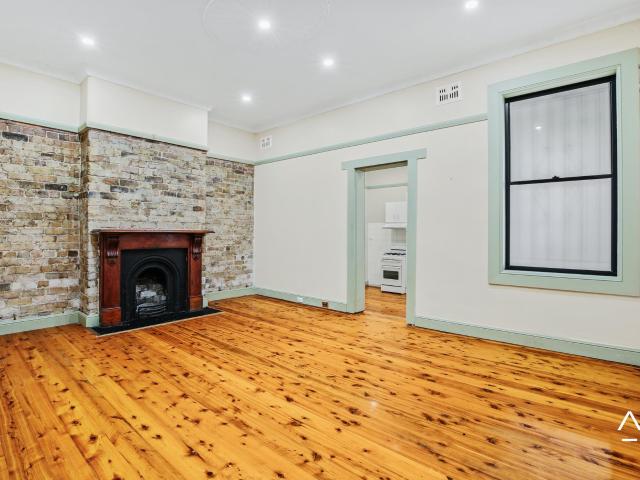 1/292 Bridge Road, Forest Lodge NSW 2037 Terrace For Rent | Domain