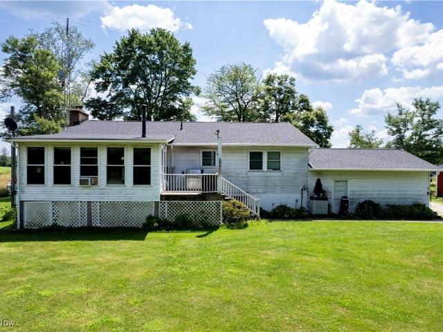 1292 Cinder Rd SE, Bergholz, OH