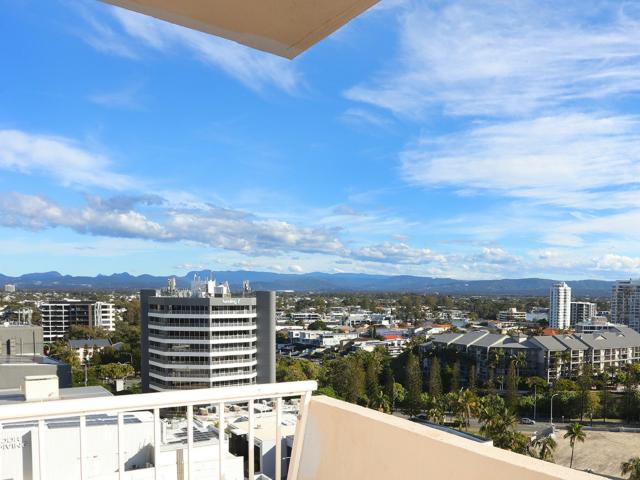 129/3049 trickett street surfers paradise qld unit for rent lj hooker