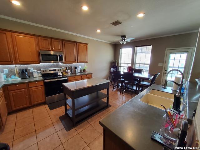 129 Carmel Dr