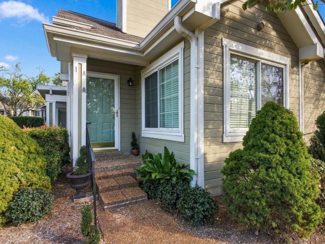 129 Cherry Hill Dr # 1A