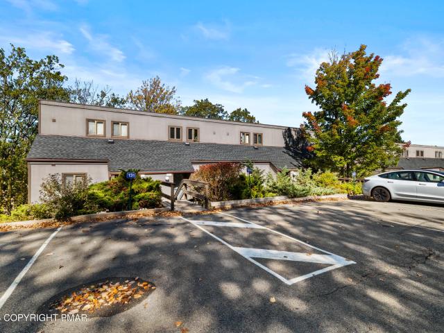 129 Cross Country Ln, Tannersville, PA 18372 | MLS #PM 142985