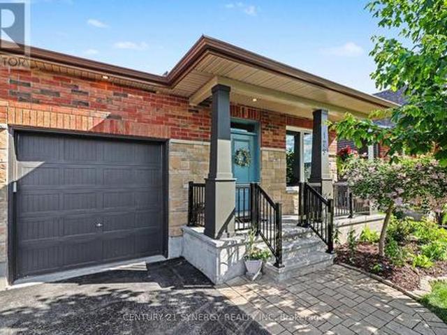129 Boxcar Crescent, Russell, ON, K4R 0C4 house for sale | Listing ID X13419 | Royal LePage