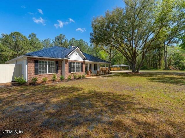 129 Grassy Ln, Palatka, FL 32177 | MLS #2134
