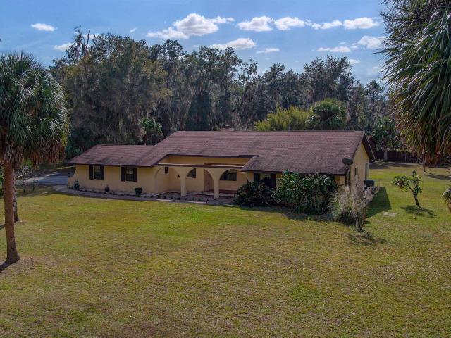 129 Divi Dr, San Mateo, FL 32187 | MLS #260319