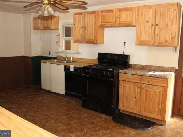 129 E Vine St, Chambersburg, PA 17201 | MLS #PAFL2034