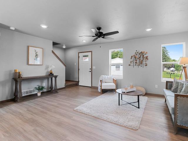 129 evergreen lane
