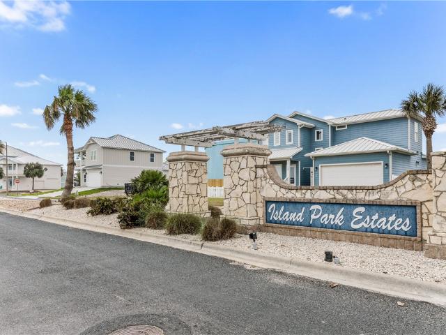 129 Frontside Dr, Corpus Christi, TX 78373 | MLS #473948