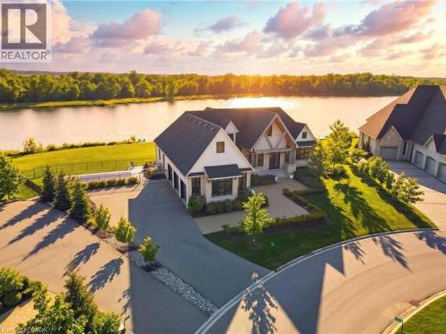 129 Heritage Lake Drive, Puslinch, ON, N0B 2J0 house for sale | Listing ID 40804 | Royal LePage