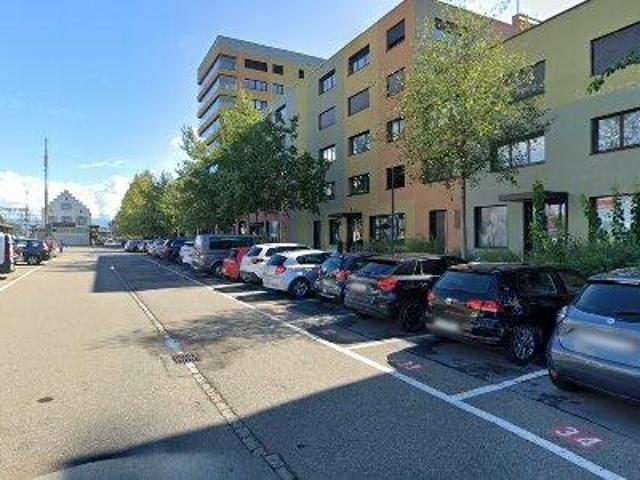 129 m2 apartment for rent in Höfe