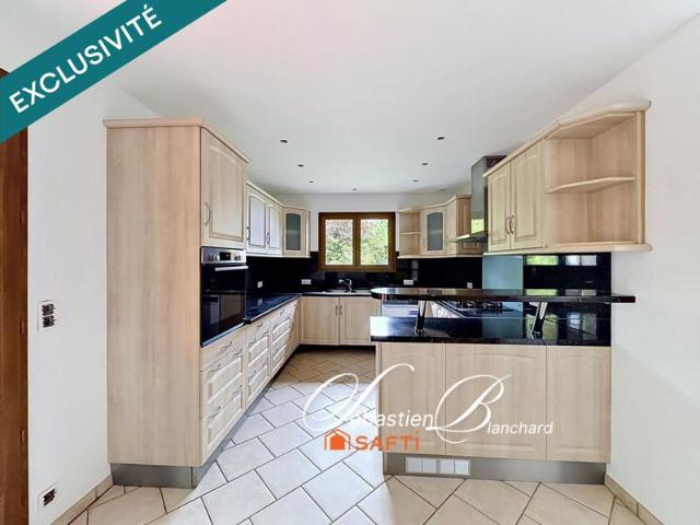 129 m² rénovés avec terrasse et jardin !