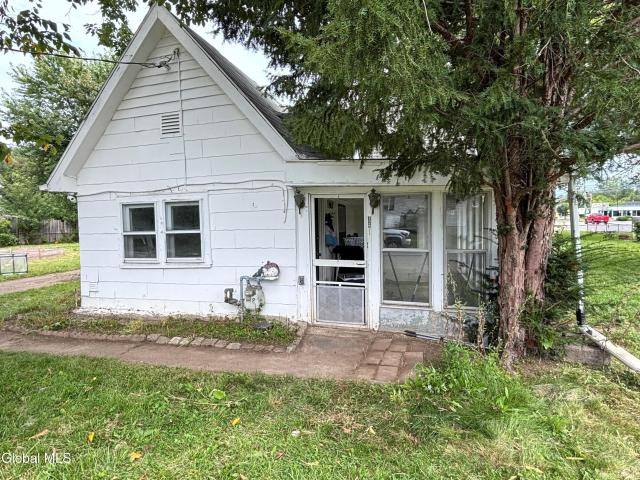 129 Main Avenue