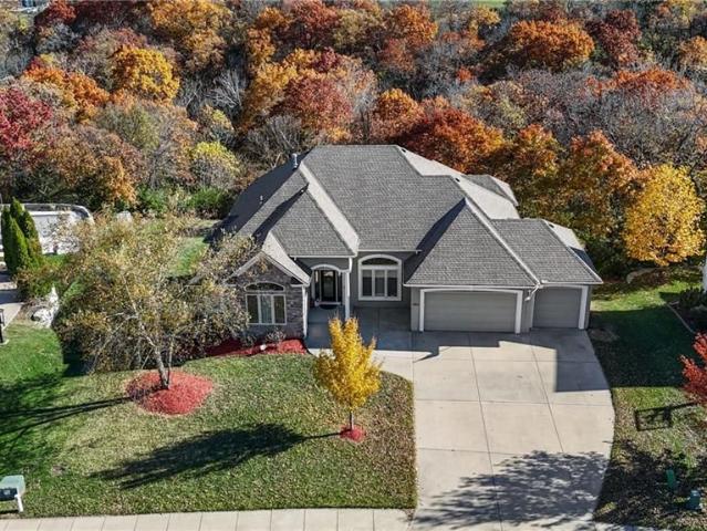 129 NW Morton Dr, Lee'S Summit, MO