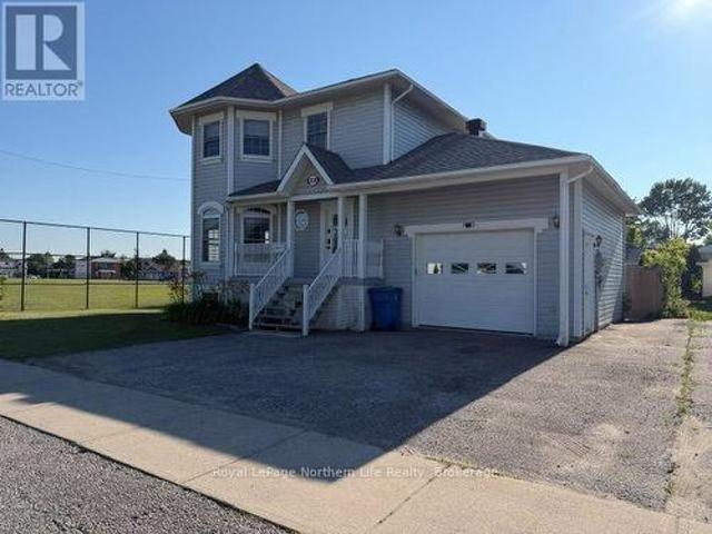 129 Parker Street, West Nipissing Sturgeon Falls, ON, P2B 1K9 house for sale | Listing ID X13540 | Royal LePage