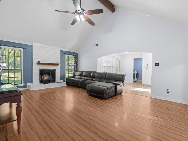 129 quail hollow dr